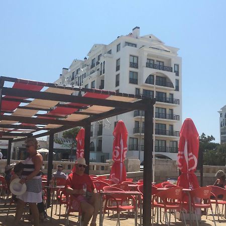 Beachfront 3Bdr Apt On Marginal Boulevard São Martinho do Porto Exterior foto